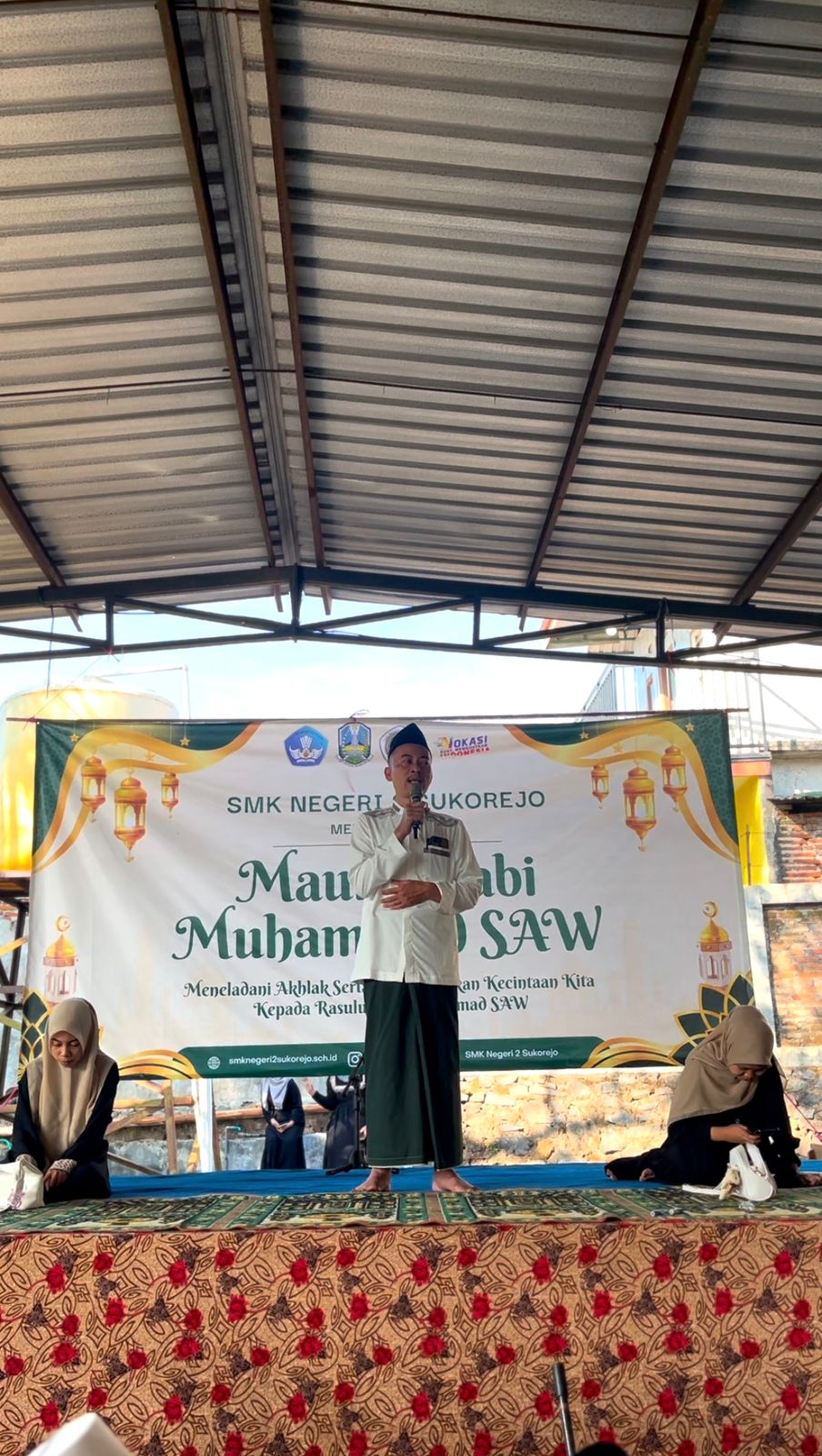SMKN 2 Sukorejo Gelar Peringatan MaulidNabi Muhammad SAW, MomentumMeneladani Akhlak Mulia untuk PenguatanKarakter Siswa